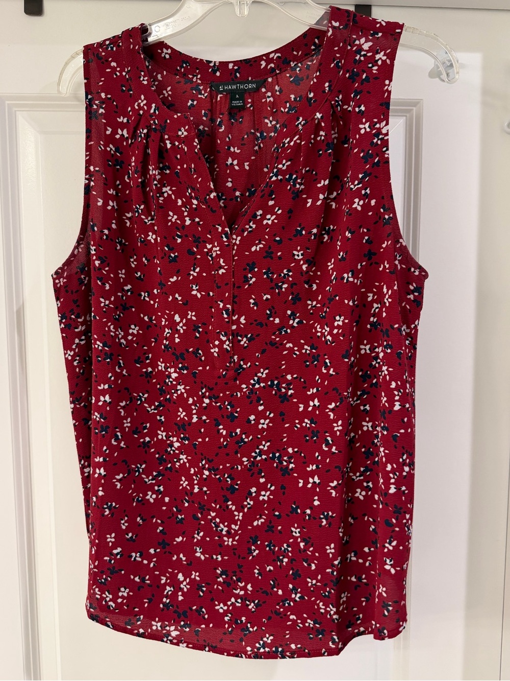 41 Hawthorn Red Floral Sleeveless V-Neck Camisole